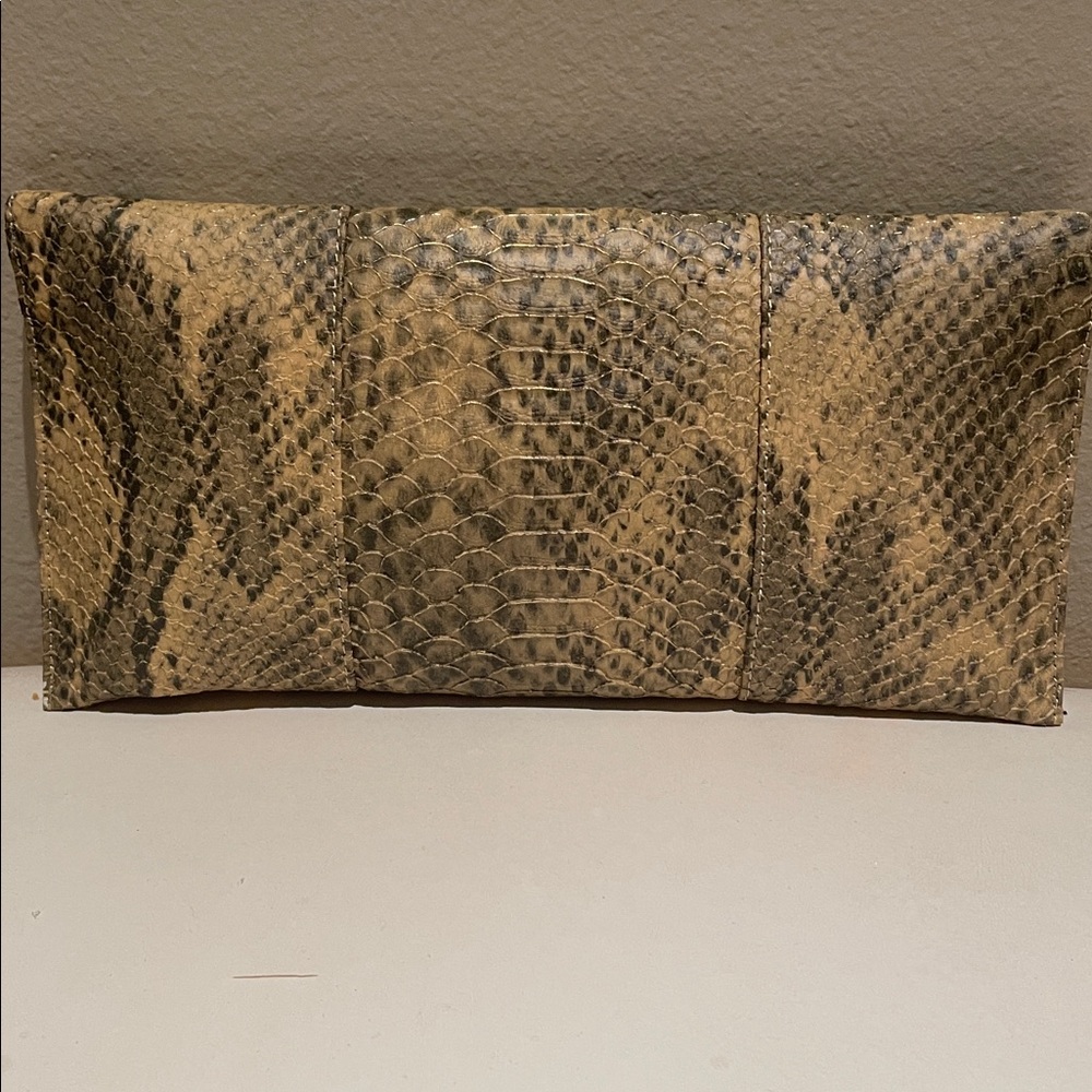 Handbag - Picture 2 of 4